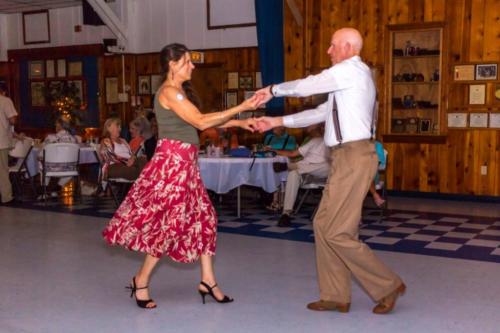 Dancing duos (Brenda & Dennis)-swing